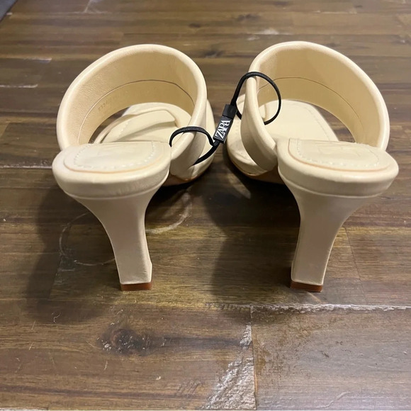 Zara Asymmetrical Toe Strap Heels - Picture 6 of 11